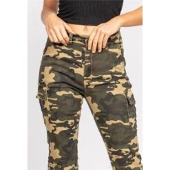 Damen Cargo Röhrenjeans In Army-Look Camouflage Olivgrün -Günstiges Moden Funke Geschäft damen cargo roehrenjeans in army look camouflage olivgruen3