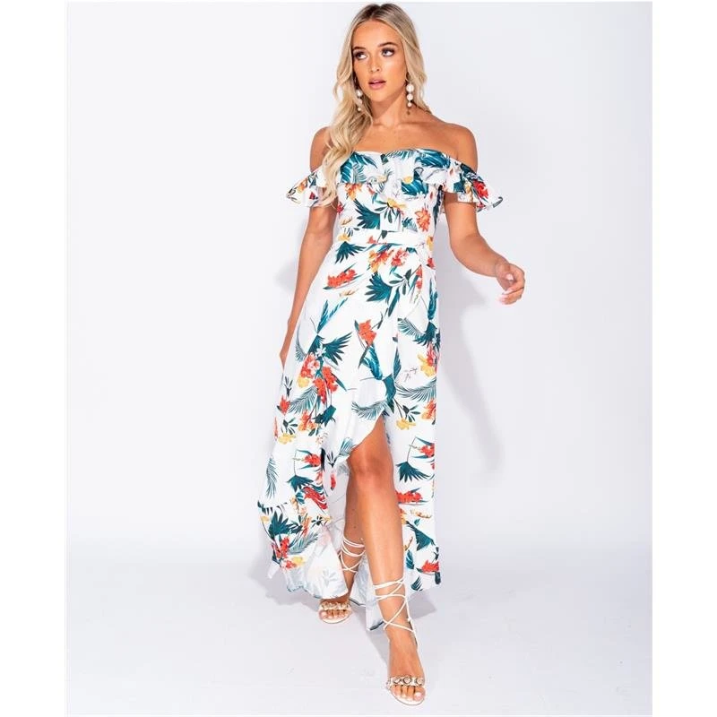 Langes Off Shoulder Maxikleid Mit Palmen Und Volants Weiß 4 Langes Off Shoulder Maxikleid Mit Palmen Und Volants Weiß – Bild 2