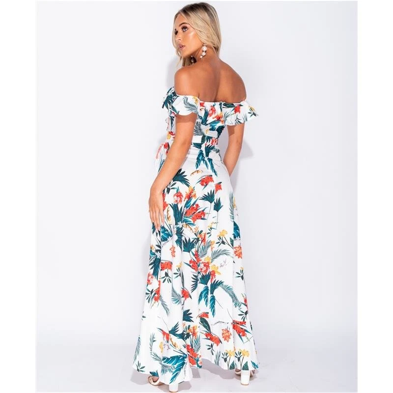Langes Off Shoulder Maxikleid Mit Palmen Und Volants Weiß 8 Langes Off Shoulder Maxikleid Mit Palmen Und Volants Weiß – Bild 6